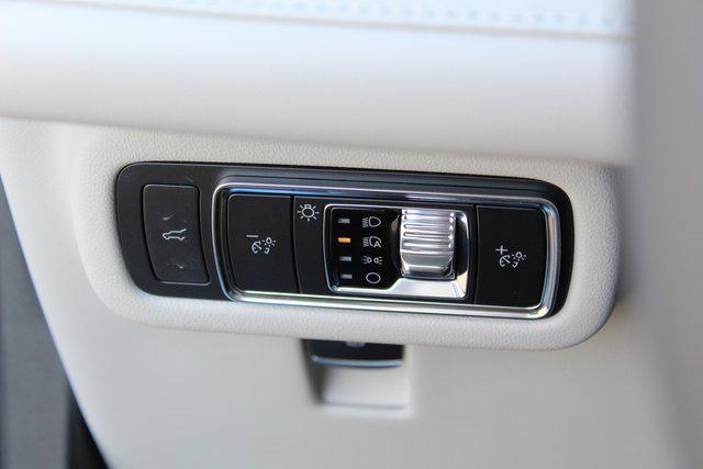 new 2026 Lincoln Nautilus car, priced at $52,670