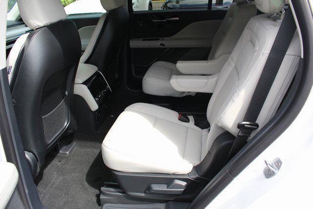 new 2025 Lincoln Aviator car, priced at $65,409