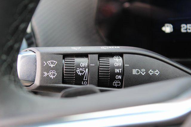 used 2025 Chevrolet Equinox car, priced at $31,398
