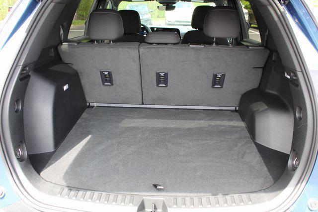 used 2025 Chevrolet Equinox car, priced at $31,398