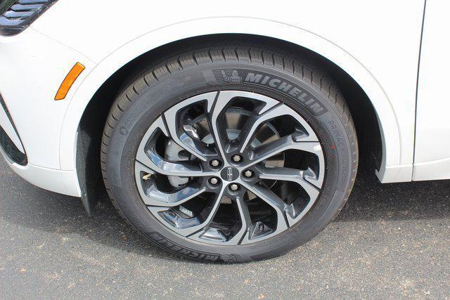 new 2025 Lincoln Nautilus car, priced at $62,181