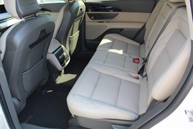 new 2025 Lincoln Nautilus car, priced at $59,428
