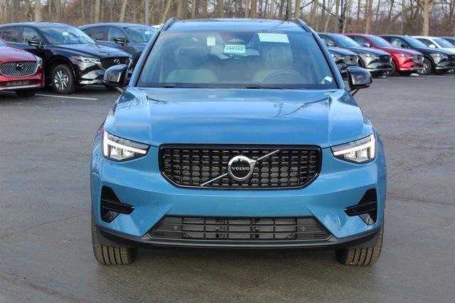 new 2024 Volvo XC40 car, priced at $43,545
