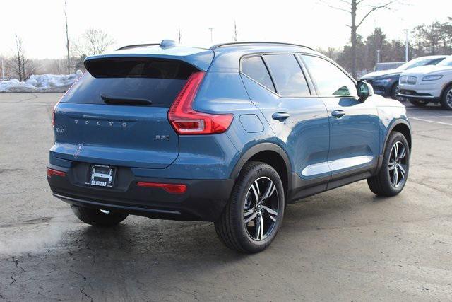 new 2024 Volvo XC40 car, priced at $43,545