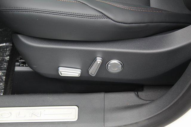 new 2026 Lincoln Nautilus car, priced at $57,487