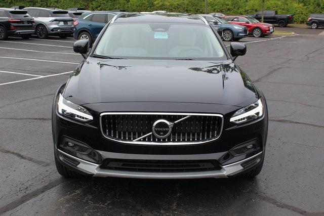 new 2025 Volvo V90 Cross Country car, priced at $68,725