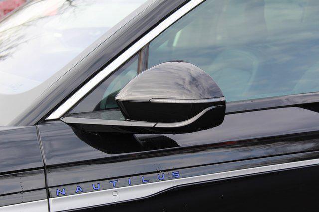 new 2025 Lincoln Nautilus car, priced at $51,639