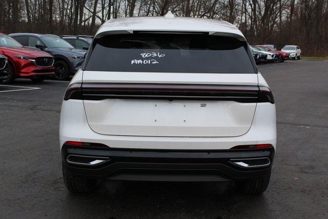 new 2025 Lincoln Nautilus car, priced at $61,665