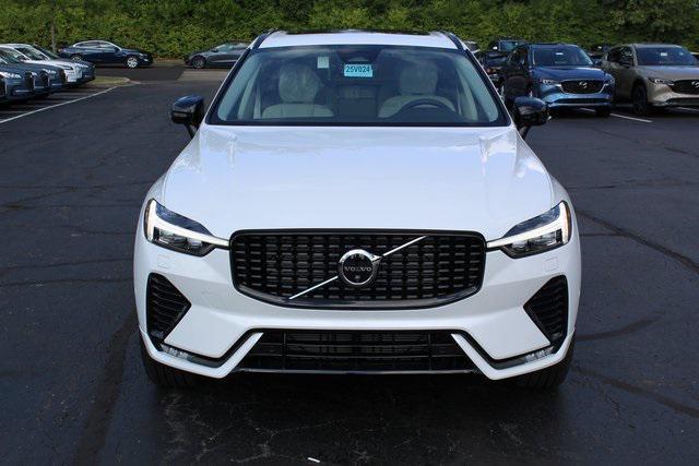 new 2025 Volvo XC60 car, priced at $53,250