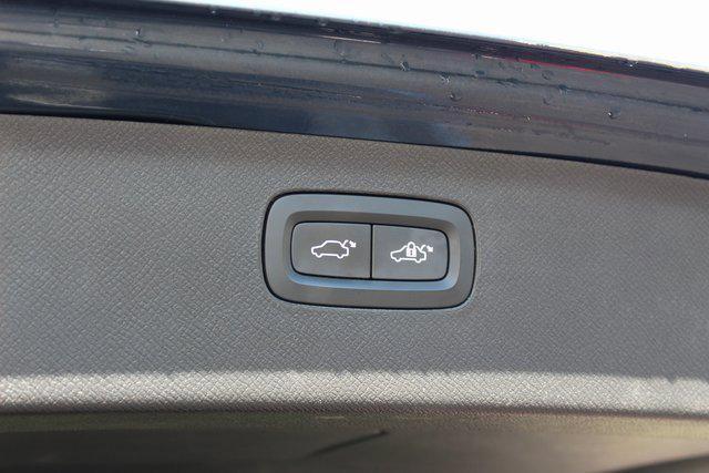 used 2022 Volvo XC90 Recharge Plug-In Hybrid car, priced at $41,568