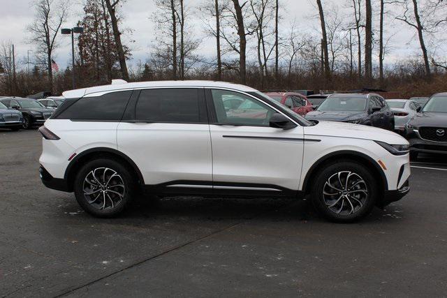 new 2025 Lincoln Nautilus car, priced at $61,665