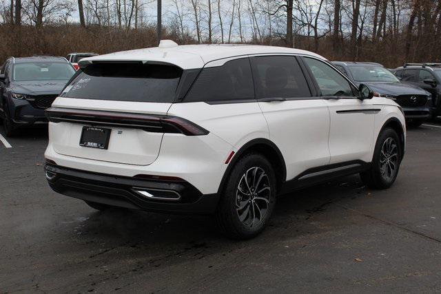 new 2025 Lincoln Nautilus car, priced at $61,665