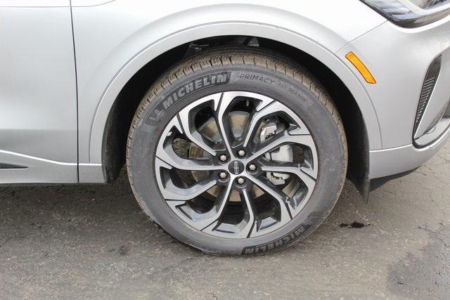 new 2025 Lincoln Nautilus car, priced at $65,100