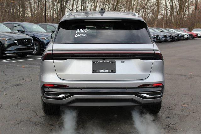 new 2025 Lincoln Nautilus car, priced at $65,100