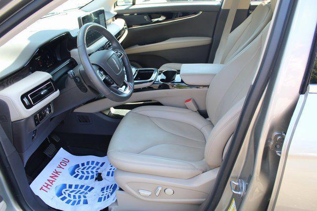 used 2023 Lincoln Nautilus car, priced at $42,498