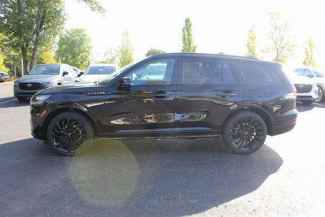 new 2025 Lincoln Aviator car, priced at $67,619