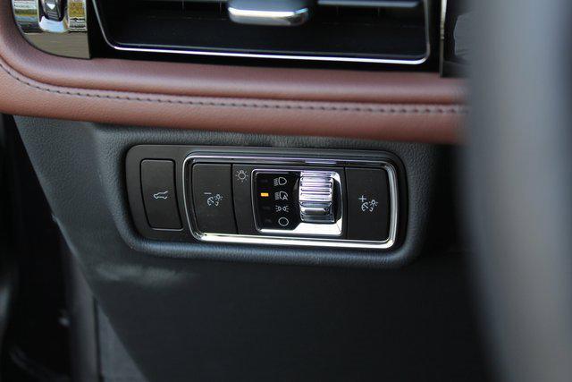 new 2025 Lincoln Aviator car, priced at $67,619