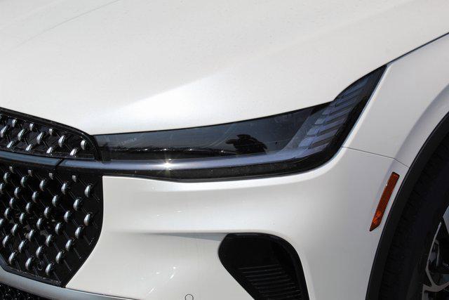 new 2025 Lincoln Nautilus car, priced at $50,586