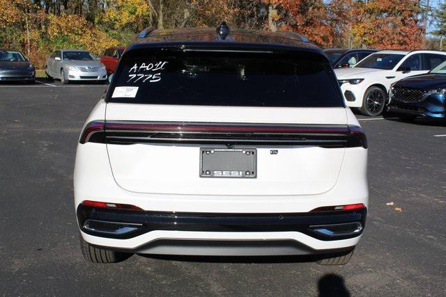 new 2025 Lincoln Nautilus car, priced at $65,750