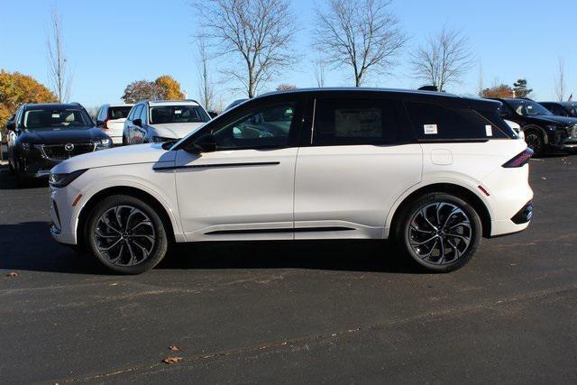 new 2025 Lincoln Nautilus car, priced at $65,750