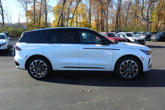 new 2025 Lincoln Nautilus car, priced at $65,750