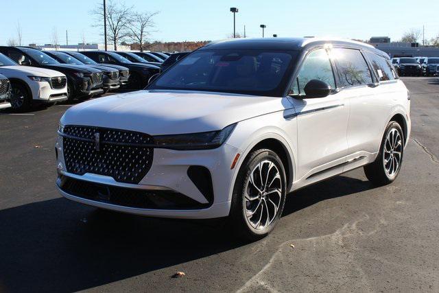 new 2025 Lincoln Nautilus car, priced at $65,750