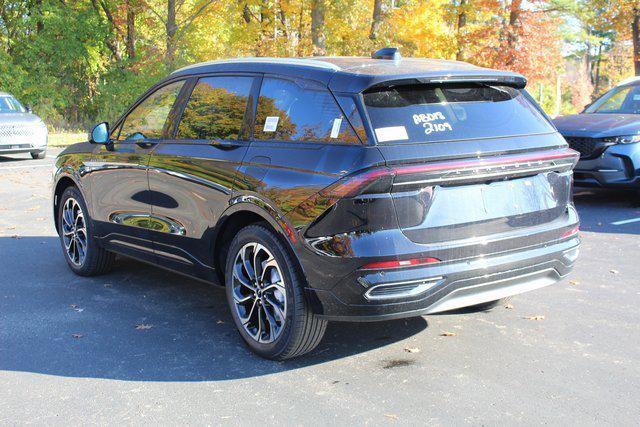 new 2026 Lincoln Nautilus car, priced at $60,427