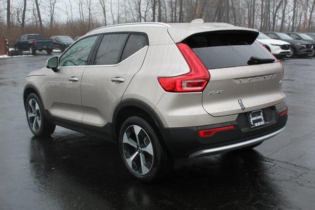 new 2024 Volvo XC40 car, priced at $46,945