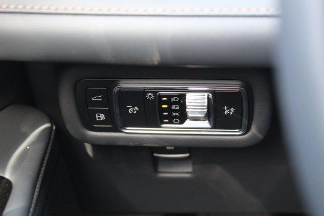 new 2025 Lincoln Nautilus car, priced at $61,771