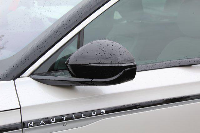 new 2026 Lincoln Nautilus car, priced at $58,327
