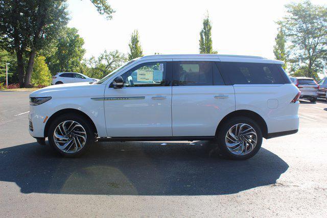 new 2025 Lincoln Navigator car, priced at $94,228