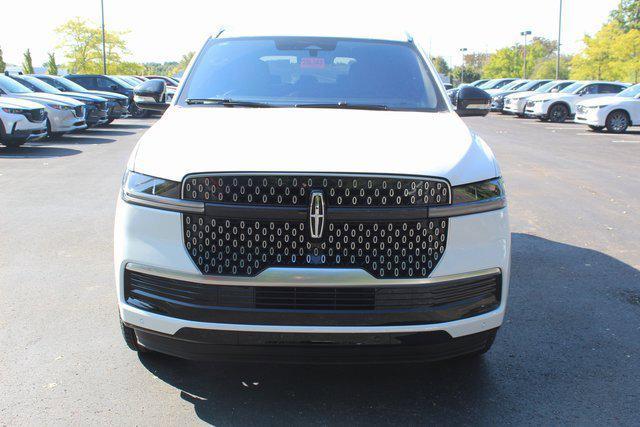 new 2025 Lincoln Navigator car, priced at $94,228
