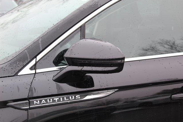 used 2022 Lincoln Nautilus car, priced at $33,578