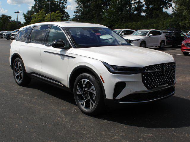 new 2025 Lincoln Nautilus car, priced at $59,428