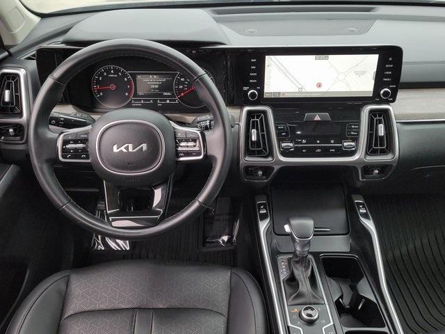 used 2023 Kia Sorento car, priced at $31,420