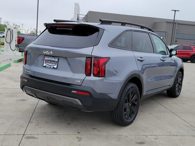 used 2023 Kia Sorento car, priced at $31,420