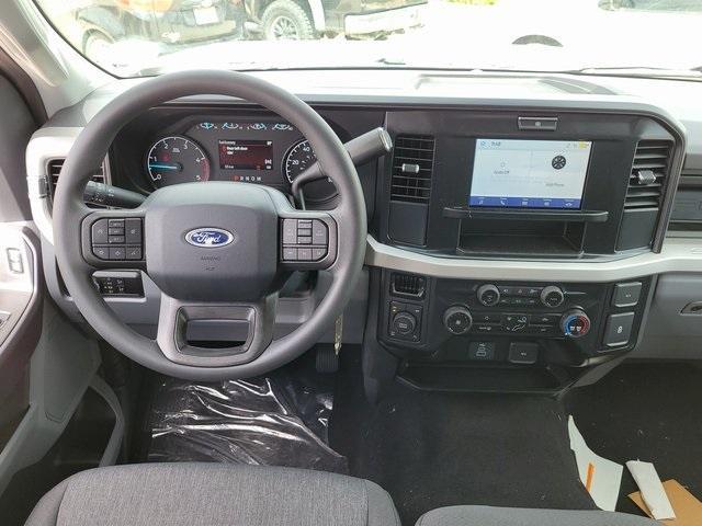 new 2025 Ford F-250 car, priced at $72,024