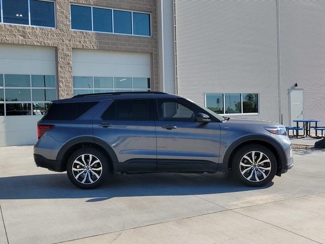 used 2022 Ford Explorer car, priced at $31,462