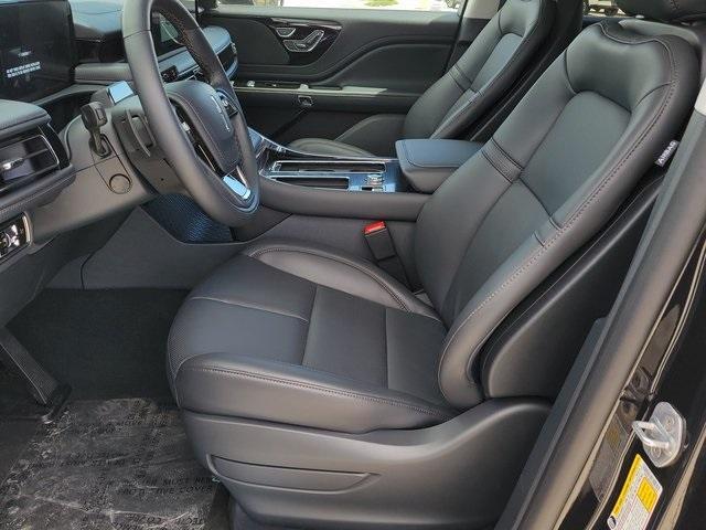 new 2025 Lincoln Aviator car, priced at $60,105