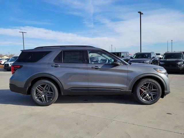 new 2025 Ford Explorer car, priced at $55,643