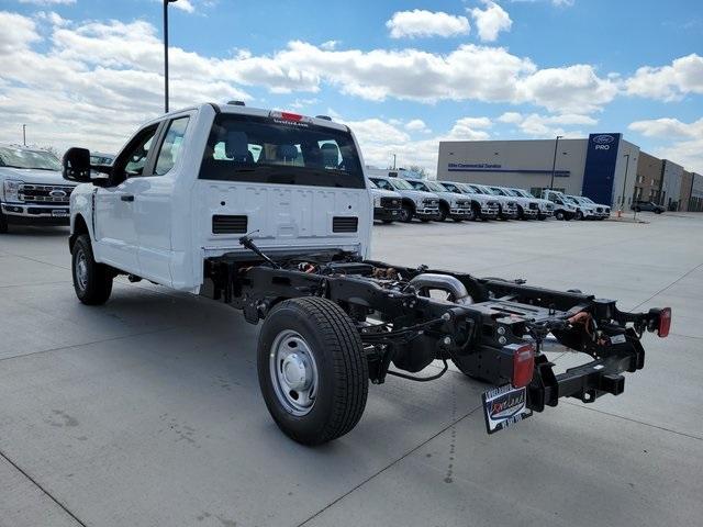 new 2025 Ford F-250 car, priced at $50,299