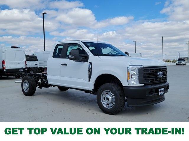 new 2025 Ford F-250 car, priced at $50,299