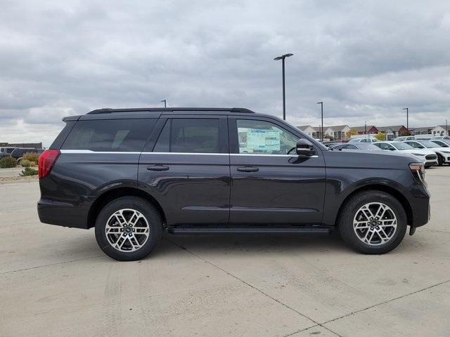 new 2025 Ford Expedition car, priced at $74,479