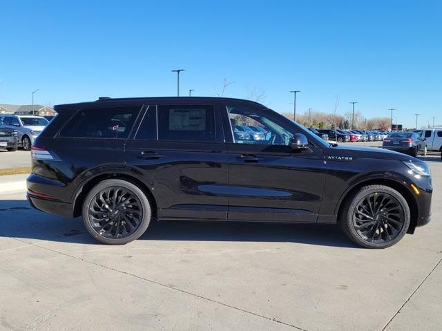 new 2025 Lincoln Aviator car, priced at $81,894