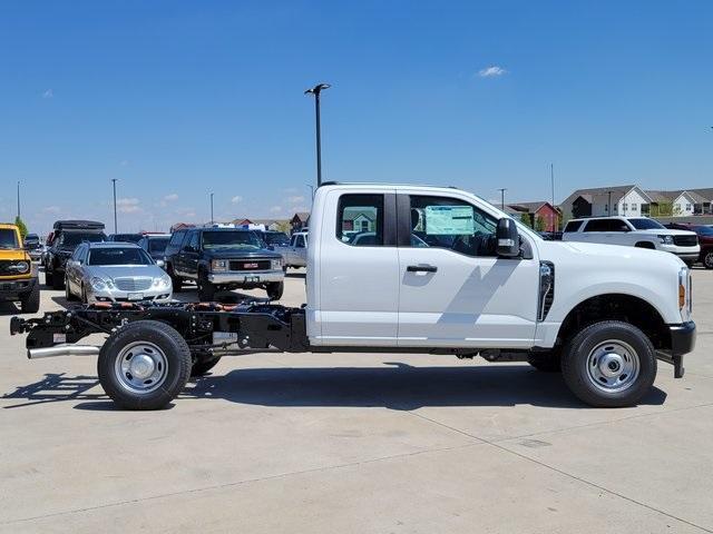 new 2025 Ford F-250 car, priced at $51,069