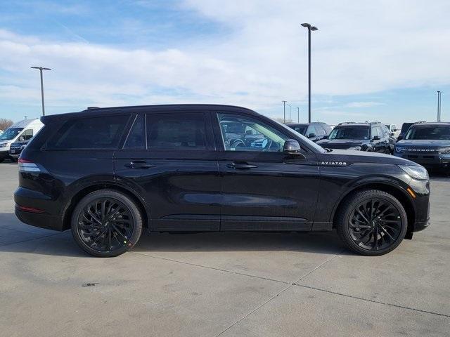 new 2025 Lincoln Aviator car, priced at $83,654