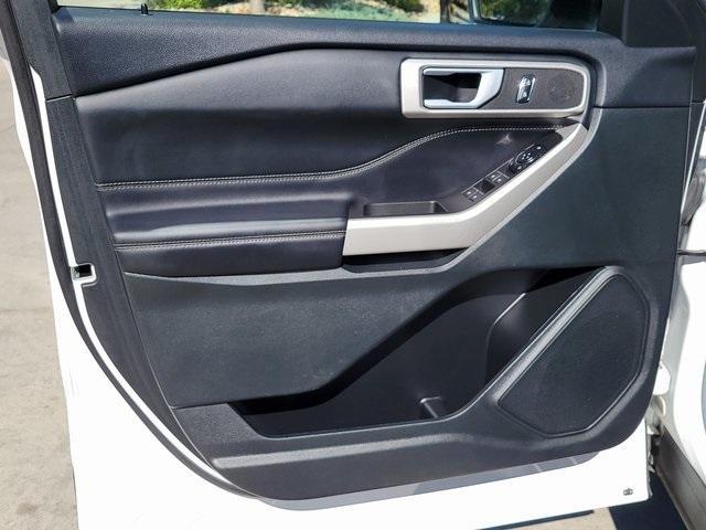 used 2024 Ford Explorer car, priced at $33,012