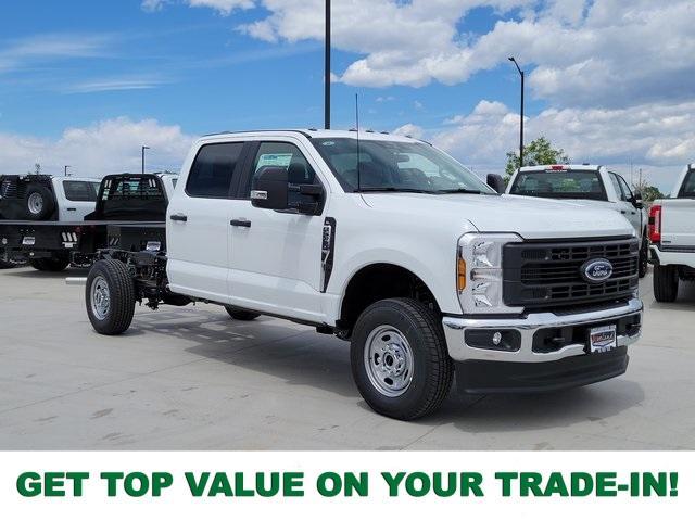 new 2025 Ford F-250 car, priced at $53,444