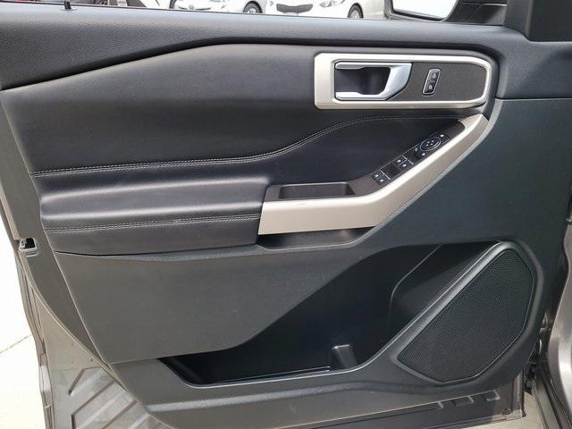 used 2023 Ford Explorer car, priced at $31,031