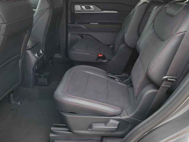 new 2025 Ford Explorer car, priced at $60,109